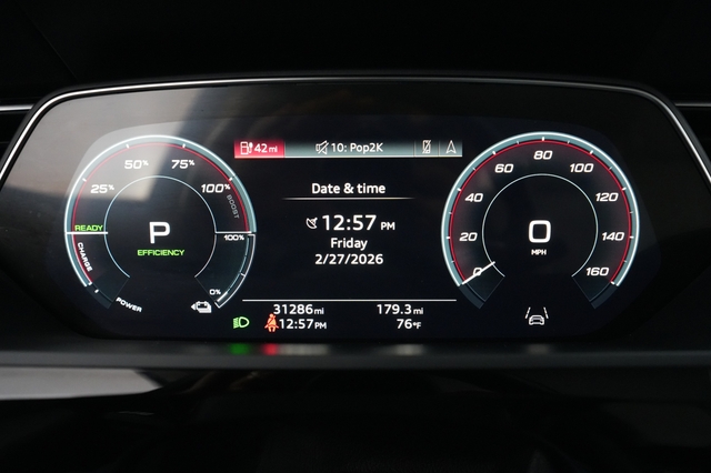 2024 Audi Q8 e-tron