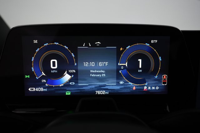 2024 Chevrolet Silverado EV — photo 5 of 18