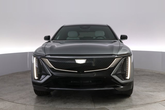 2024 Cadillac Lyriq — photo 9 of 21