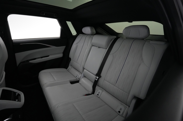 2024 Cadillac Lyriq