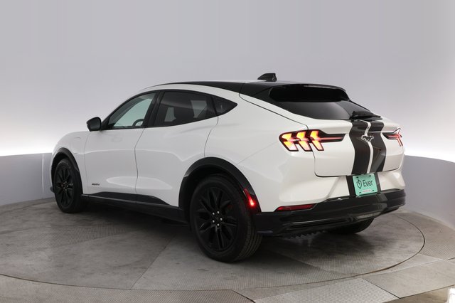 2025 Ford Mustang Mach-E — photo 13 of 21