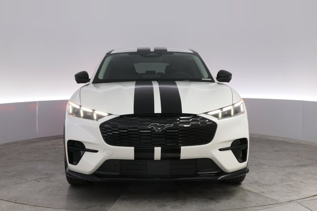 2025 Ford Mustang Mach-E — photo 9 of 21