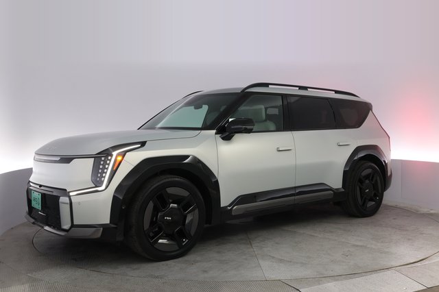 2024 Kia EV9 — photo 14 of 22