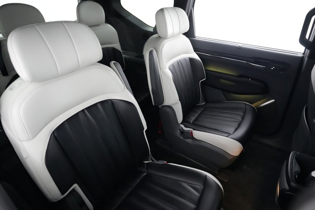 2024 Kia EV9 — photo 4 of 22