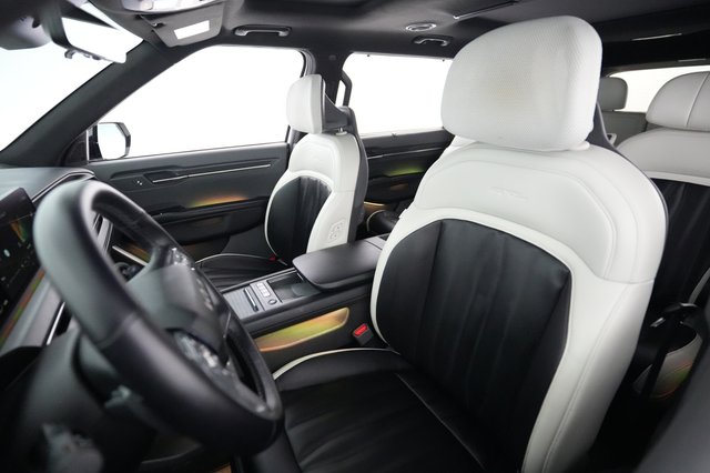 2024 Kia EV9 — photo 3 of 22
