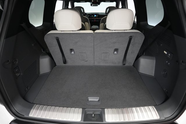2024 Kia EV9 — photo 6 of 22