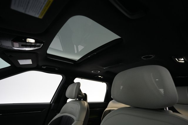 2024 Kia EV9 — photo 21 of 22