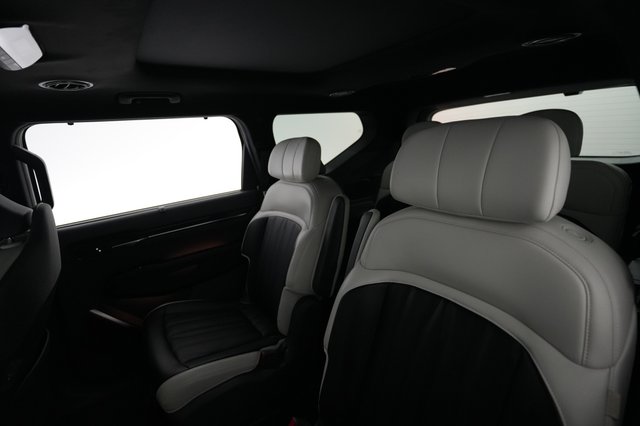 2024 Kia EV9 — photo 19 of 22