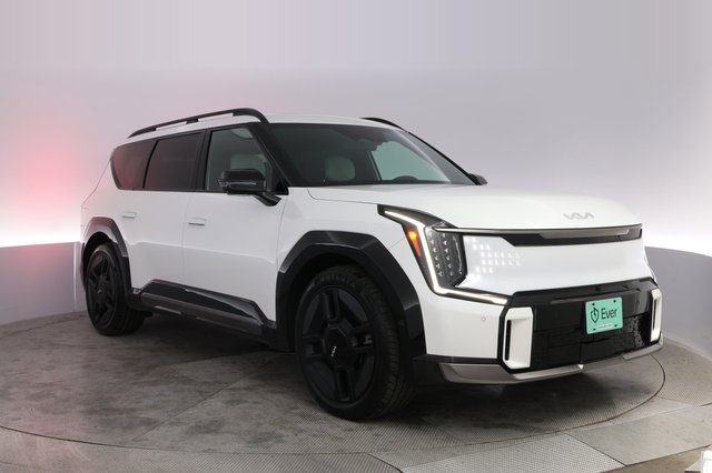 2024 Kia EV9 — photo 10 of 22
