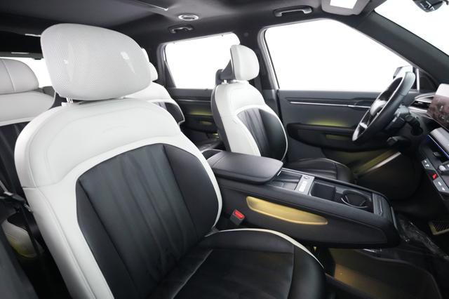 2024 Kia EV9 — photo 3 of 22