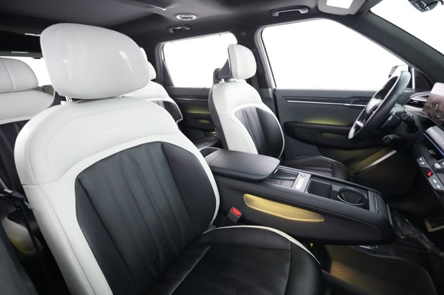 2024 Kia EV9 — photo 3 of 22