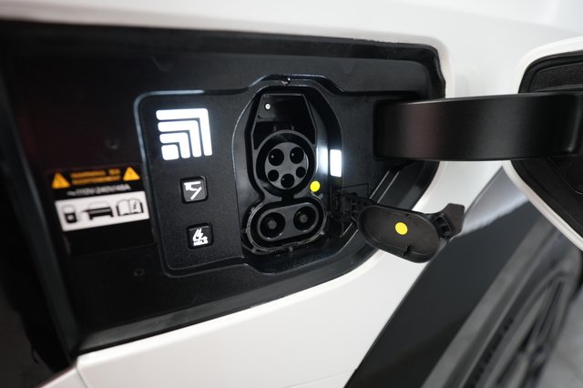 2024 Kia EV9 — photo 8 of 22