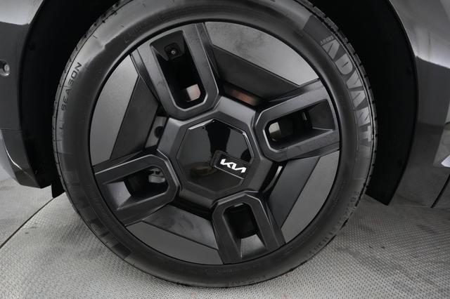 2024 Kia EV9 — photo 7 of 22