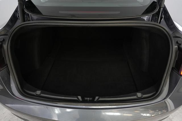 2022 Tesla Model 3 — photo 6 of 21