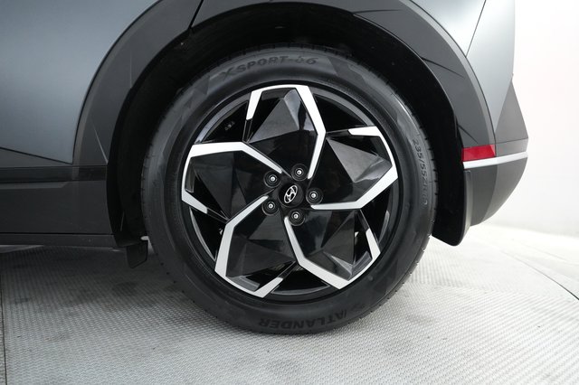 2023 Hyundai IONIQ 5 — photo 7 of 21