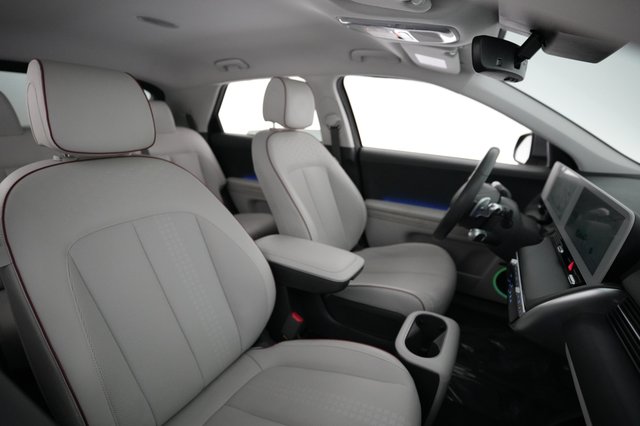 2023 Hyundai IONIQ 5 — photo 18 of 21