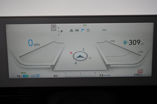 2023 Hyundai IONIQ 5 — photo 5 of 21
