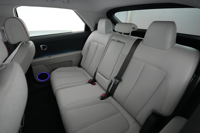 2023 Hyundai IONIQ 5 — photo 19 of 21
