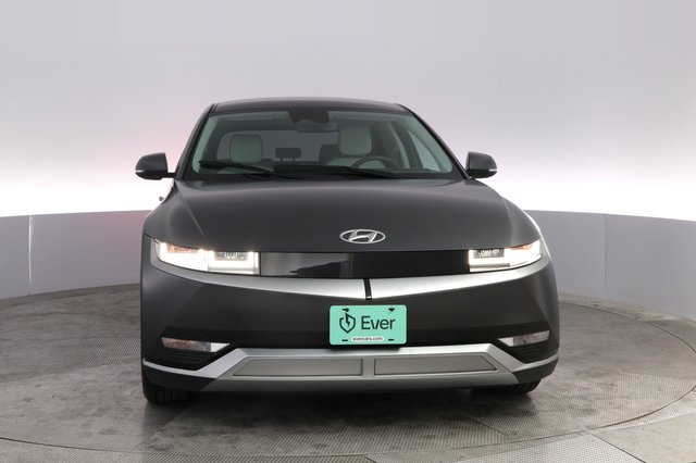 2023 Hyundai IONIQ 5 — photo 9 of 21
