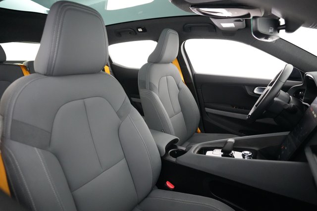 2023 Polestar 2 — photo 18 of 23