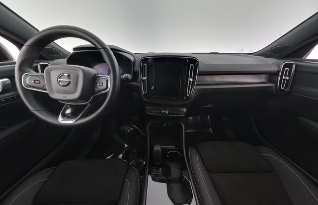 2023 Volvo C40 Recharge — photo 21 of 24