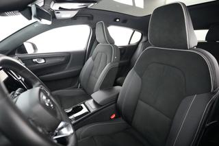 2023 Volvo C40 Recharge — photo 3 of 24