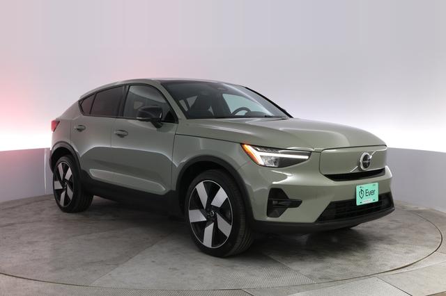2023 Volvo C40 Recharge — photo 10 of 24