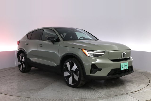 2023 Volvo C40 Recharge — photo 10 of 24