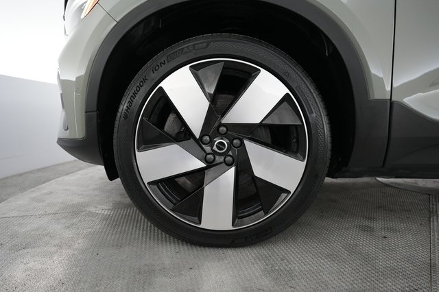 2023 Volvo C40 Recharge — photo 15 of 24