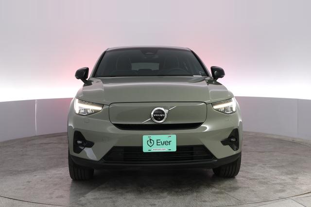 2023 Volvo C40 Recharge — photo 9 of 24