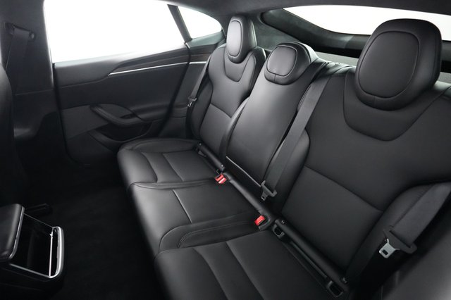 2024 Tesla Model S — photo 19 of 21