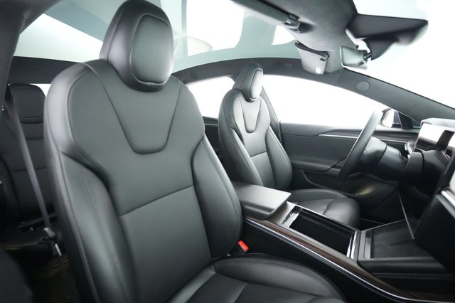 2024 Tesla Model S — photo 18 of 21