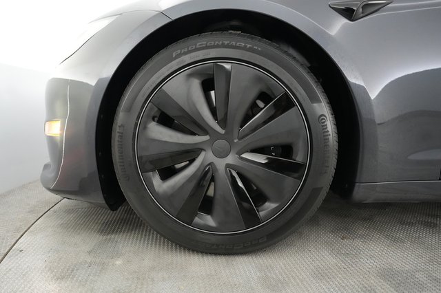 2024 Tesla Model S — photo 15 of 21