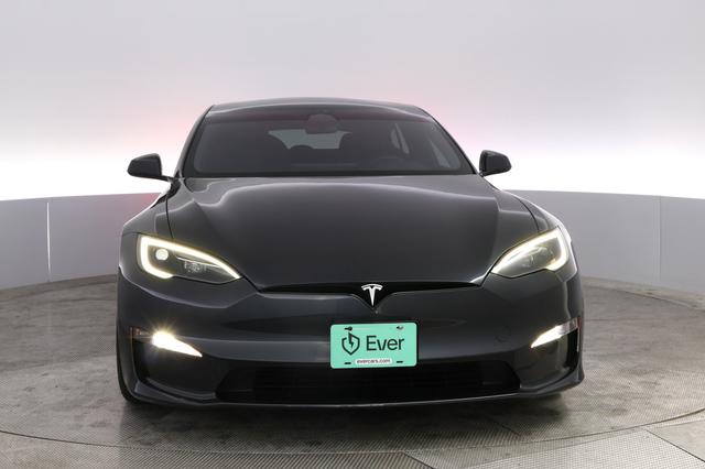 2024 Tesla Model S — photo 9 of 21