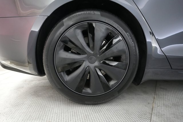 2024 Tesla Model S — photo 17 of 21