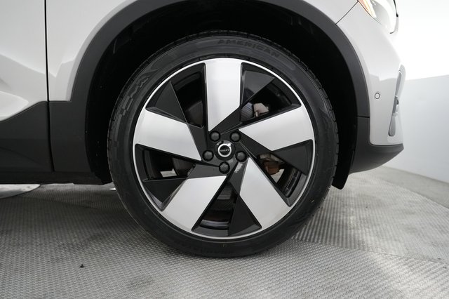 2022 Volvo C40 Recharge — photo 16 of 21