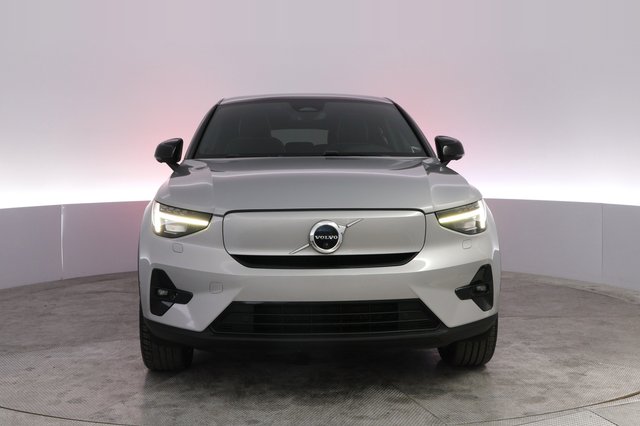 2022 Volvo C40 Recharge — photo 9 of 21