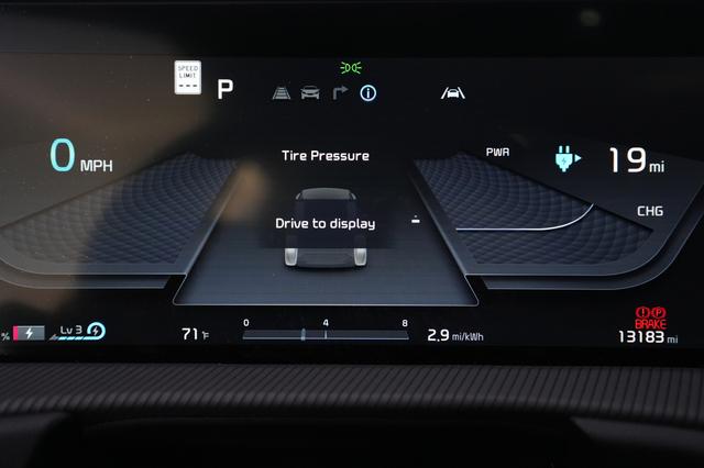 2023 Kia EV6 — photo 5 of 20