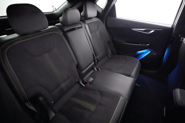 2023 Kia EV6 — photo 4 of 20