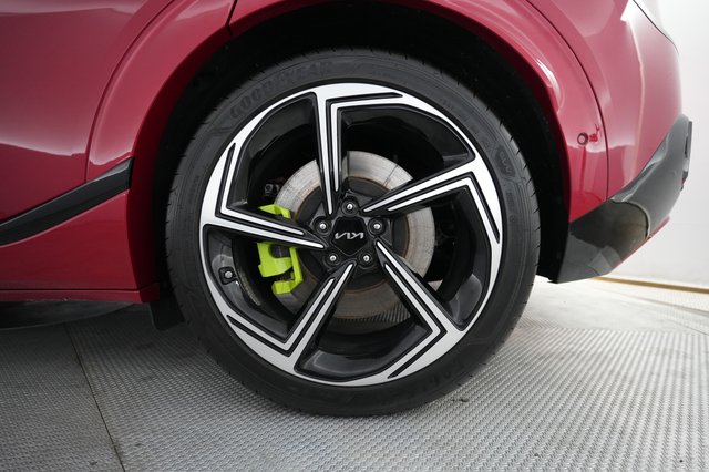 2023 Kia EV6 — photo 16 of 20