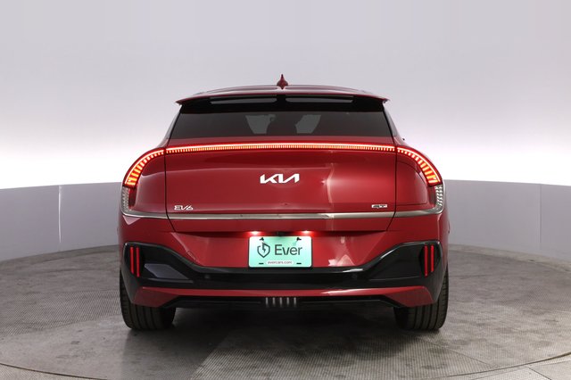 2023 Kia EV6 — photo 12 of 20