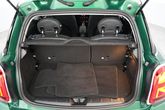 2024 MINI Cooper SE — photo 6 of 18