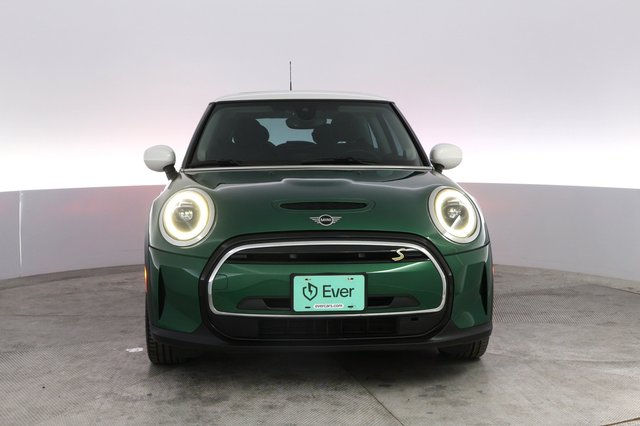 2024 MINI Cooper SE — photo 9 of 18