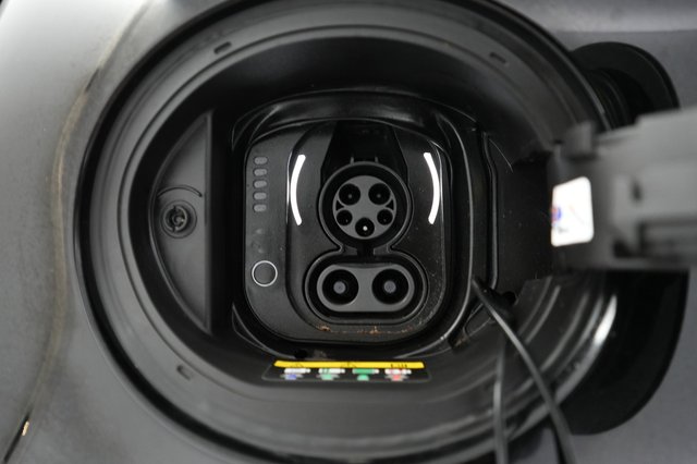 2024 Fiat 500e — photo 8 of 19