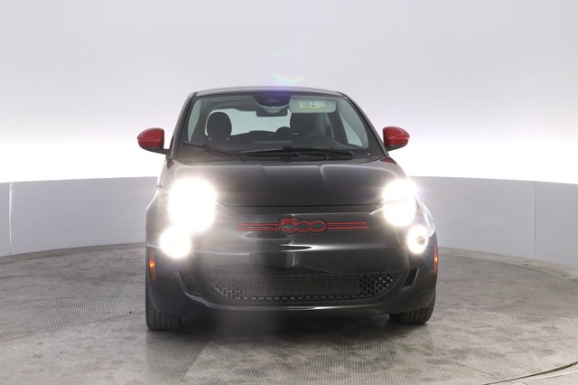 2024 Fiat 500e — photo 9 of 19