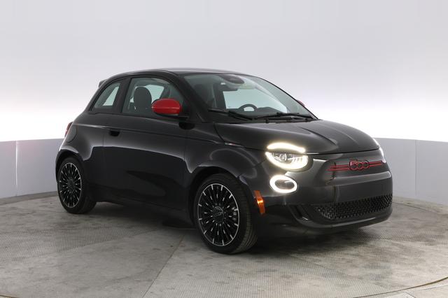 2024 Fiat 500e — photo 10 of 19