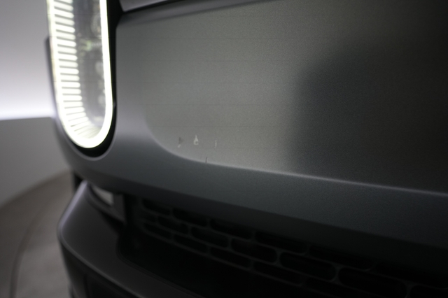 2024 Rivian R1S