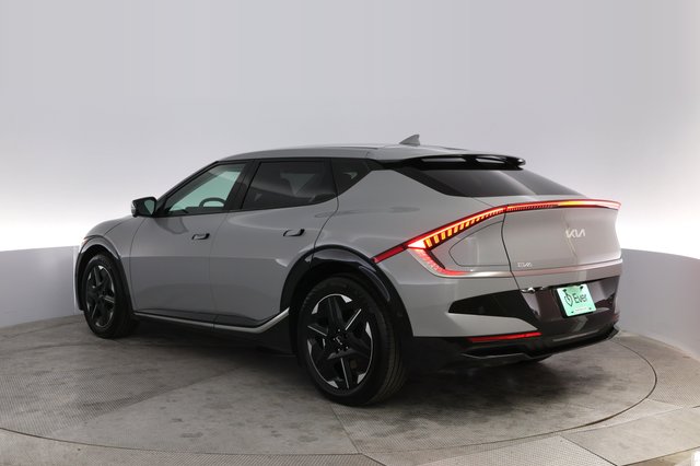 2025 Kia EV6 — photo 13 of 24