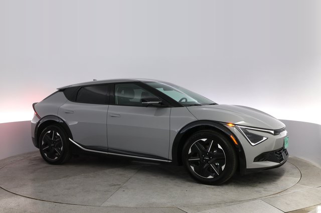 2025 Kia EV6 — photo 11 of 24