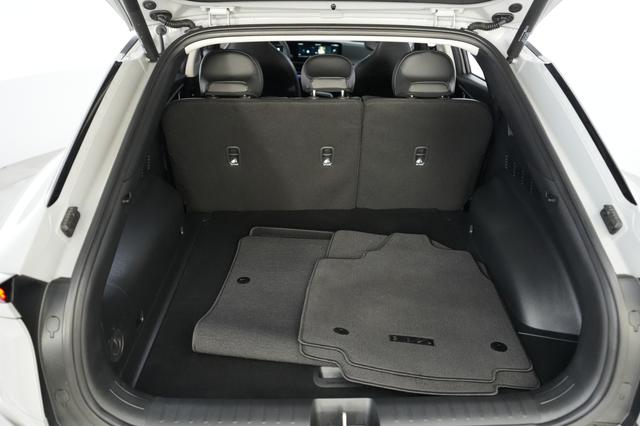 2025 Kia EV6 — photo 6 of 24